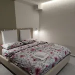 Mia Lake Apartament